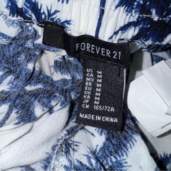 Forever 21 White and Blue Palm Tree Tropical Shorts Lightweight elastic waist M - Picture 6 of 9